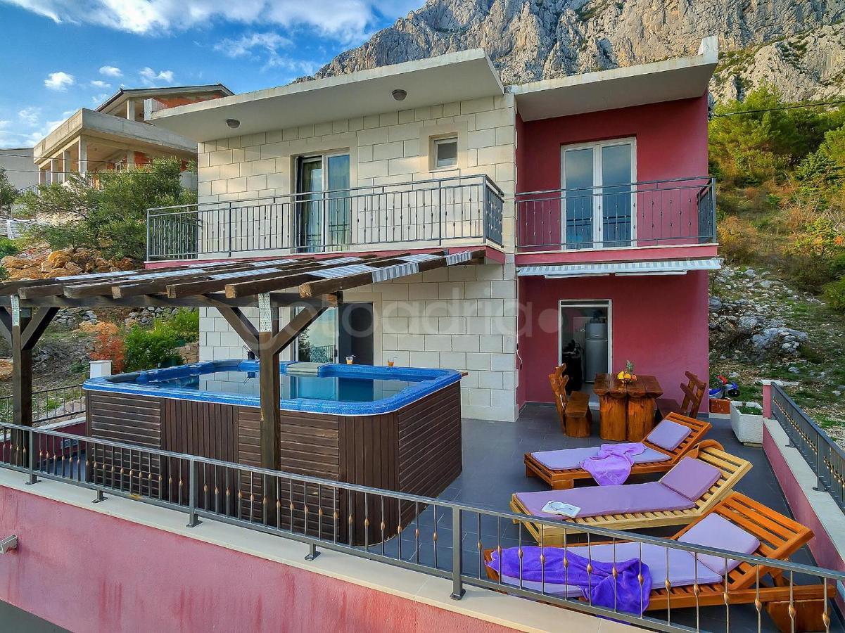 Holiday Home Darius With Hot Tub Makarska Exterior photo